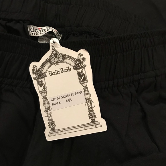 Baik Baik M / L Santa Fe Pant Coulette NWT Hawaii - Picture 4 of 5